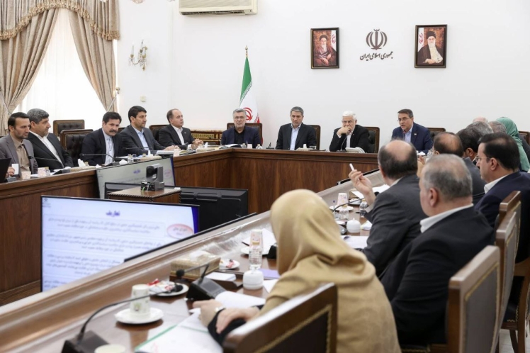 عارف : هیچ تصمیمی برای انحلال سازمان امور عشایر گرفته نشده است 